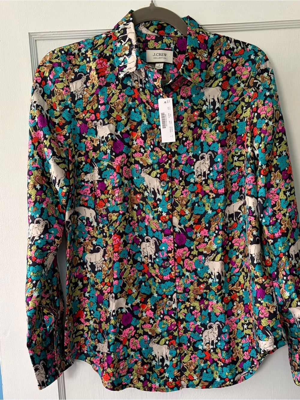 NWT J. Crew Collection Silk Twill Shirt in Grazing Goats Print size 4 - Picture 4 of 5